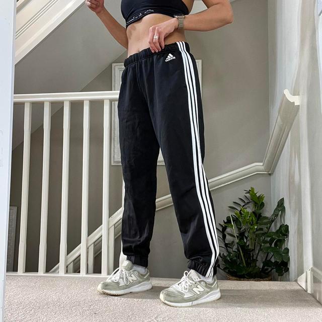 Adidas Women's Sweatpants - Navy - UK 16 on Productcaster.