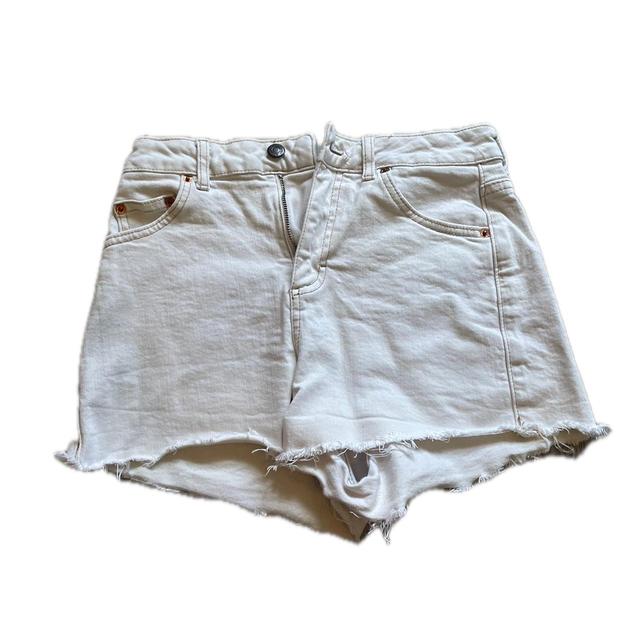 Topshop Women's Shorts - Cream - UK 8 on Productcaster.