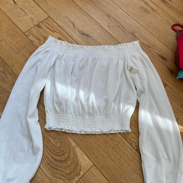 H&M Women's Crop top - White - XS on Productcaster.