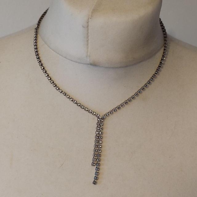 Vintage Women's Necklace - Silver on Productcaster.