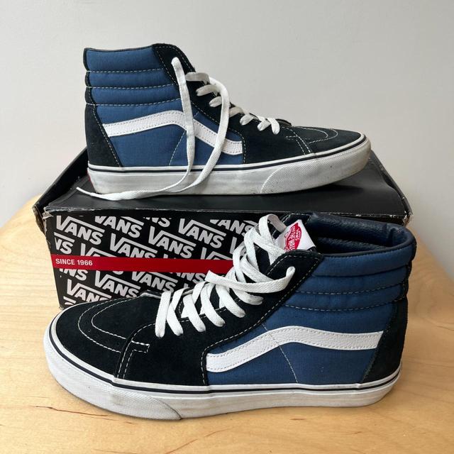 Vans Men's Trainers - Navy - UK 10 on Productcaster.