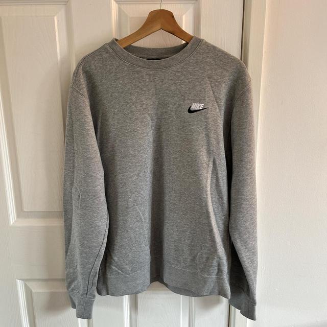 Nike Men's Sweatshirt - Grey/White - M on Productcaster.