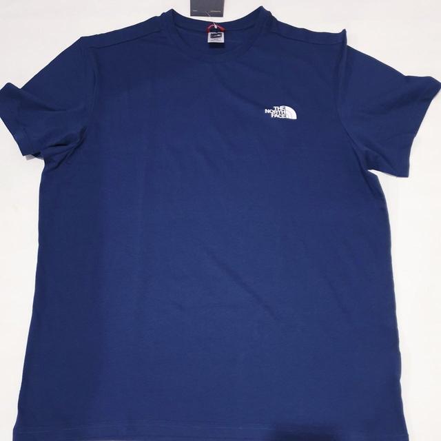 The North Face Men's T-shirt - Navy - M on Productcaster.