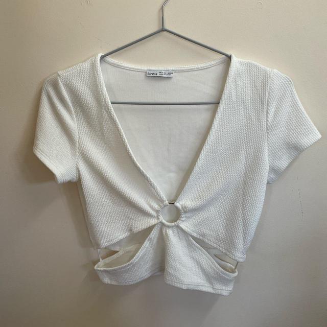 Bershka Women's Crop top - White - S on Productcaster.