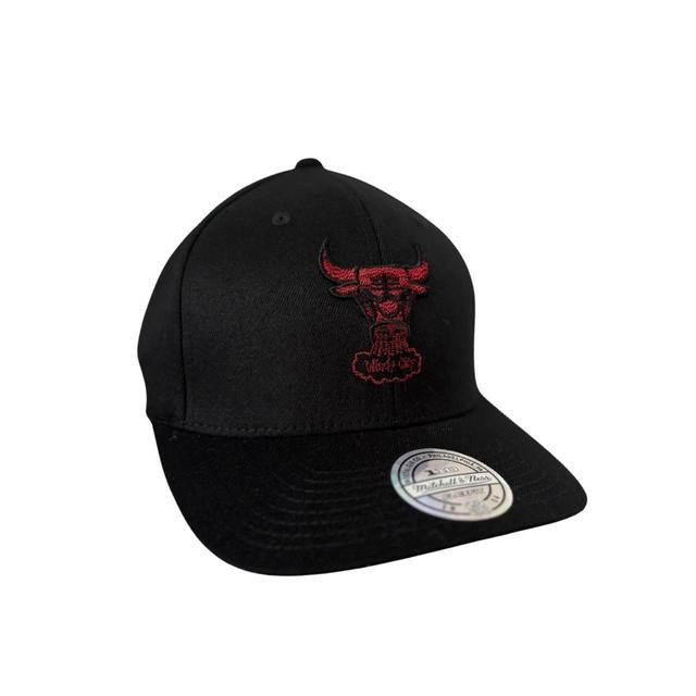 Mitchell & Ness Men's Caps - Black on Productcaster.