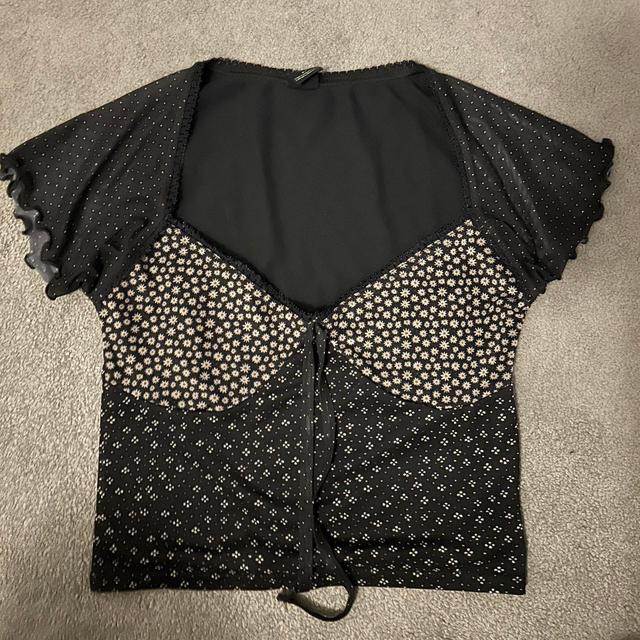 Urban Outfitters Women's Crop top - Black - 6 on Productcaster.