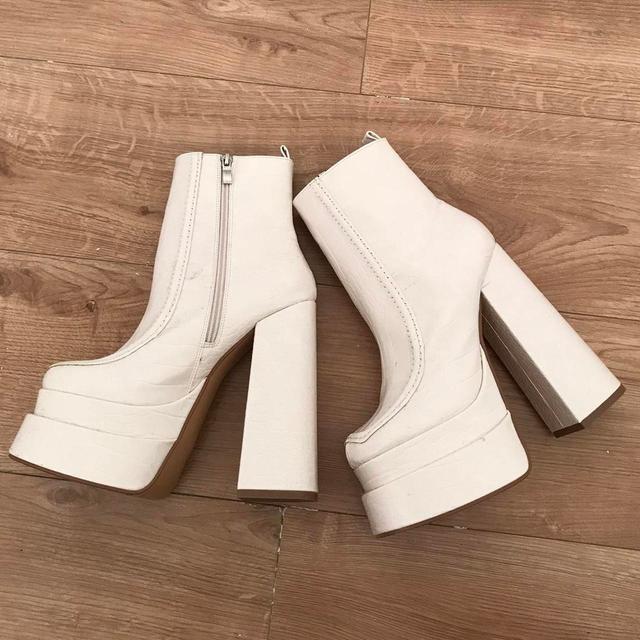 EGO Women's Platform Boots - Cream - UK 5 on Productcaster.