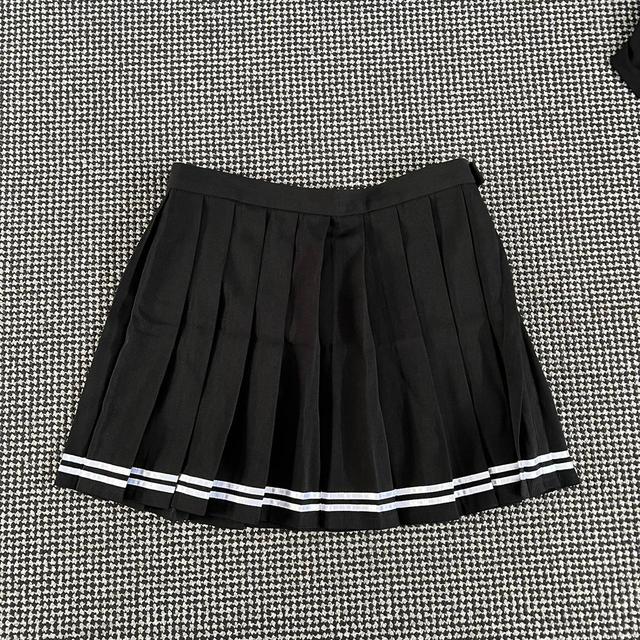 Women's Skirt - Black - UK 10 on Productcaster.