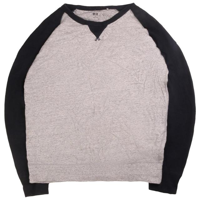 UNIQLO Men's Sweatshirt - Grey - L on Productcaster.