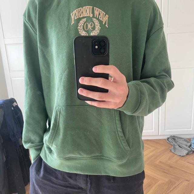 H&M Men's Hoodie - Green - M on Productcaster.