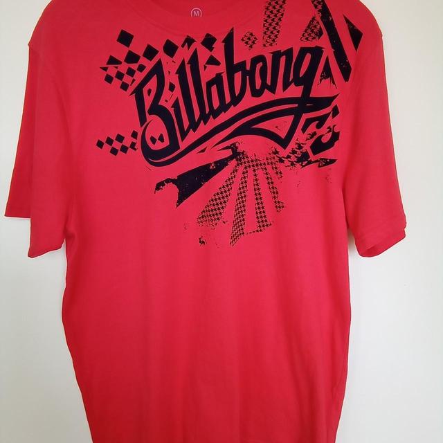 Billabong Men's T-shirt - Black/Red - M on Productcaster.