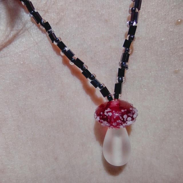 Women's Necklace - Black/Red on Productcaster.