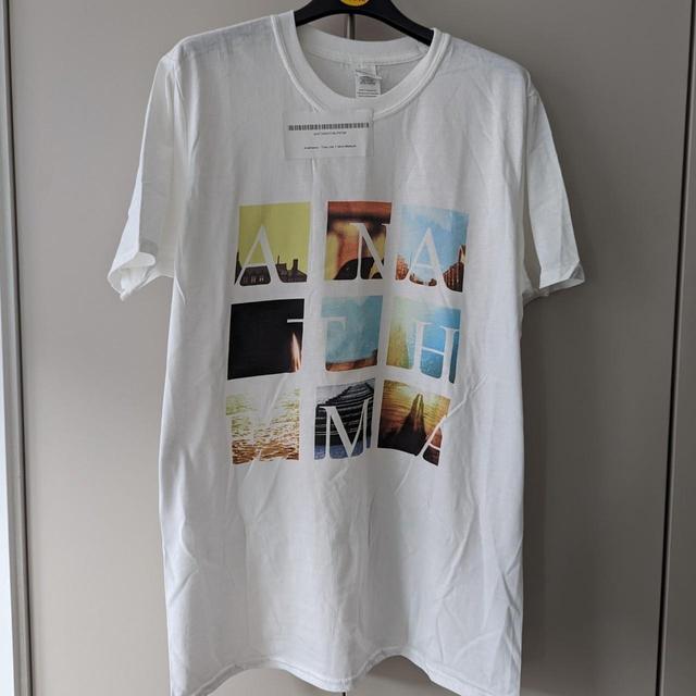 Gildan Men's T-shirt - White/Multi - M on Productcaster.