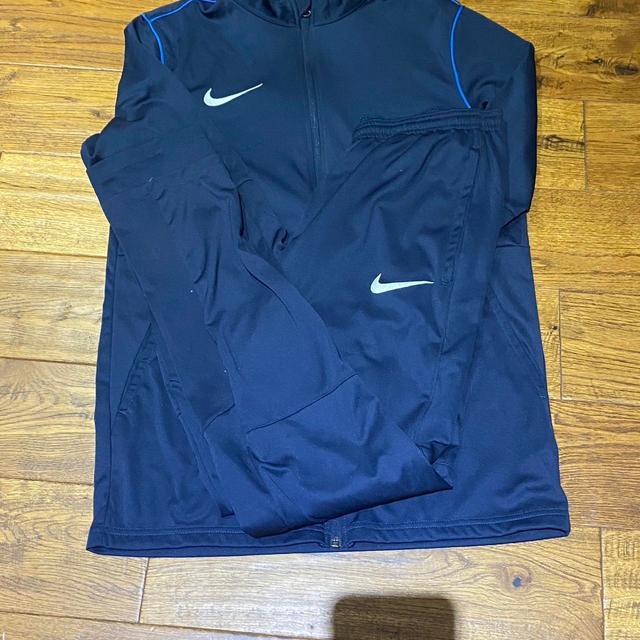 Nike Men's Suit - Navy - M on Productcaster.