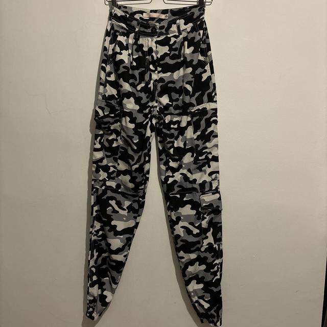 Barbie Women's Sweatpants - Multi/Black - UK 8 on Productcaster.