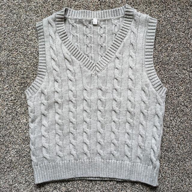 Preloved Women's Jumper - Grey - S on Productcaster.