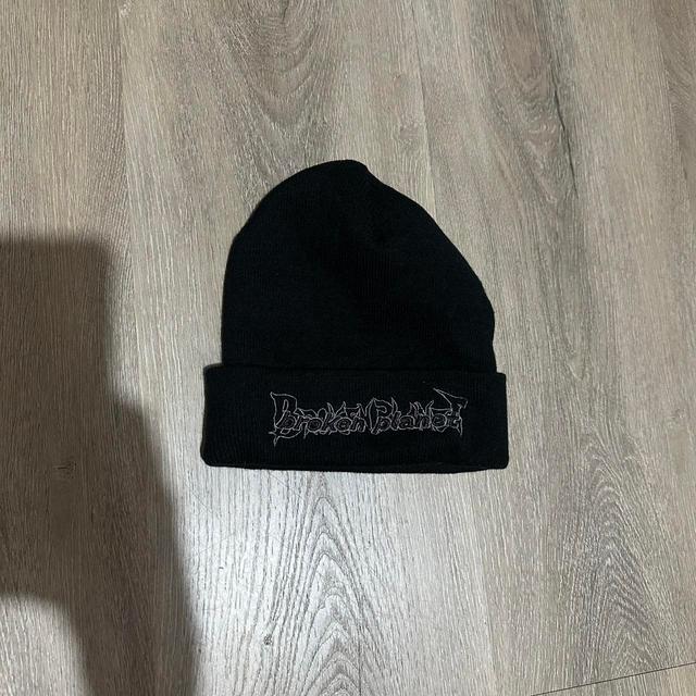 Broken Planet Men's Beanies - Black on Productcaster.