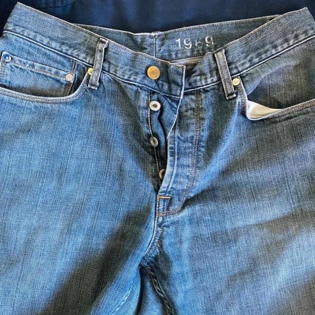 Gap Men's Faded Jeans - Blue/Navy - M on Productcaster.