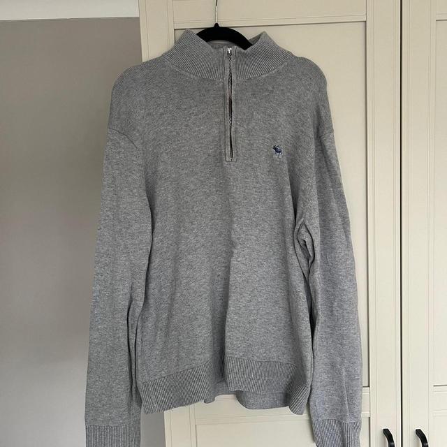 Abercrombie & Fitch Women's Jumper - Grey - L on Productcaster.