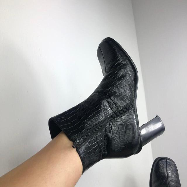 Women's Ankle Boots - Black - UK 5 on Productcaster.