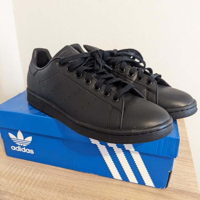 Adidas Originals Men's Trainers - Black - UK 9 on Productcaster.