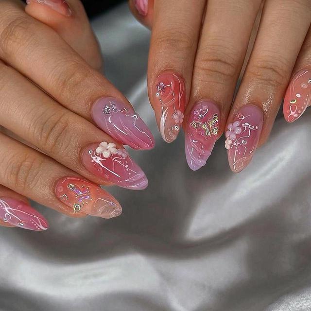 False nails - Pink/Multi on Productcaster.