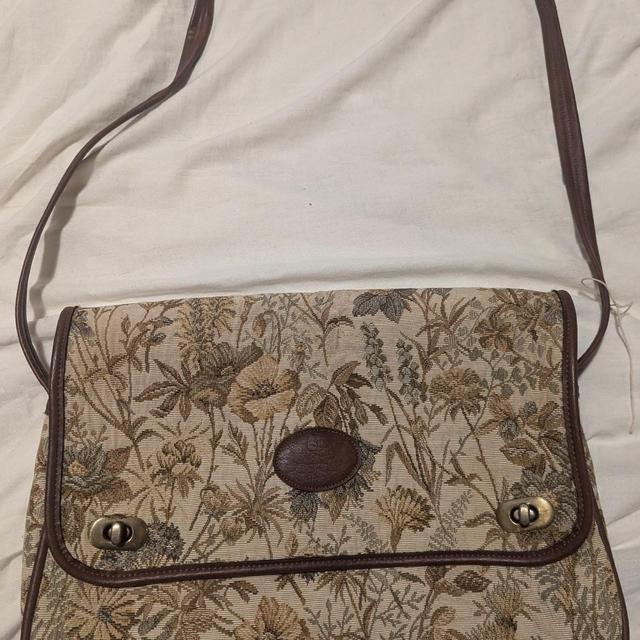 St Michael Women's Crossbody bags - Cream/Multi on Productcaster.