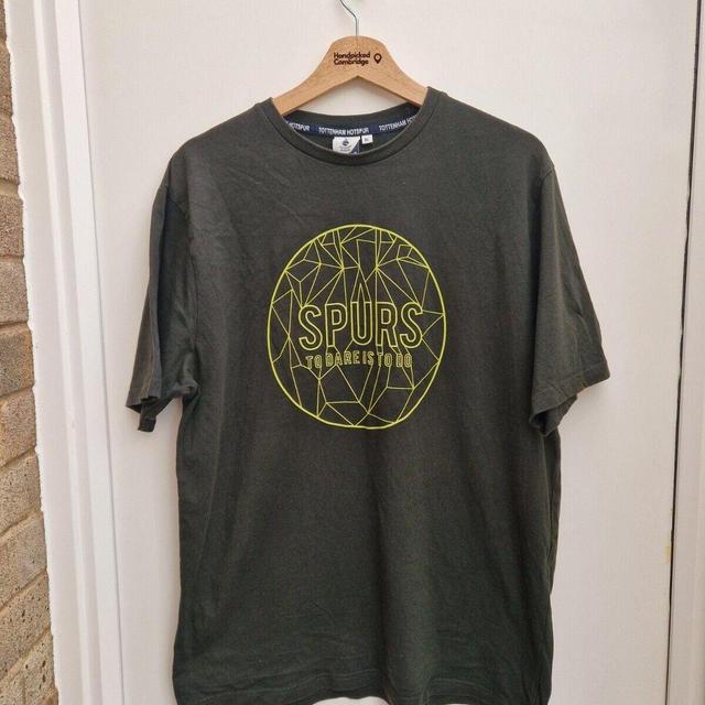 Preloved Men's T-shirt - Green - XL on Productcaster.