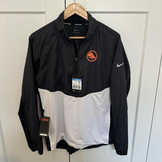 Nike Men's Jacket - Black - M on Productcaster.