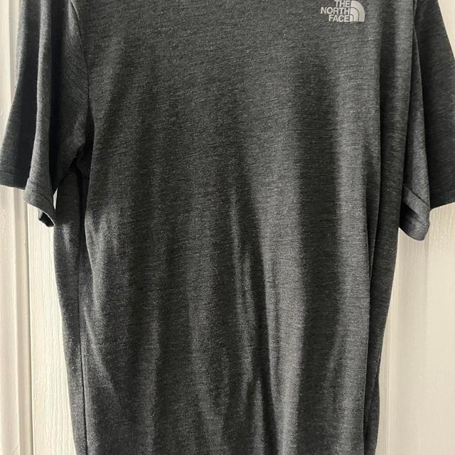 The North Face Kids' T-shirt - Grey on Productcaster.