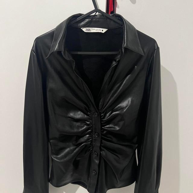 Zara Women's Blouse - Black - XS on Productcaster.