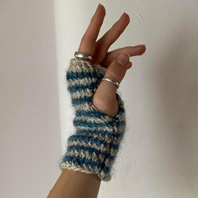 Reworked Women's Gloves - Blue/White on Productcaster.