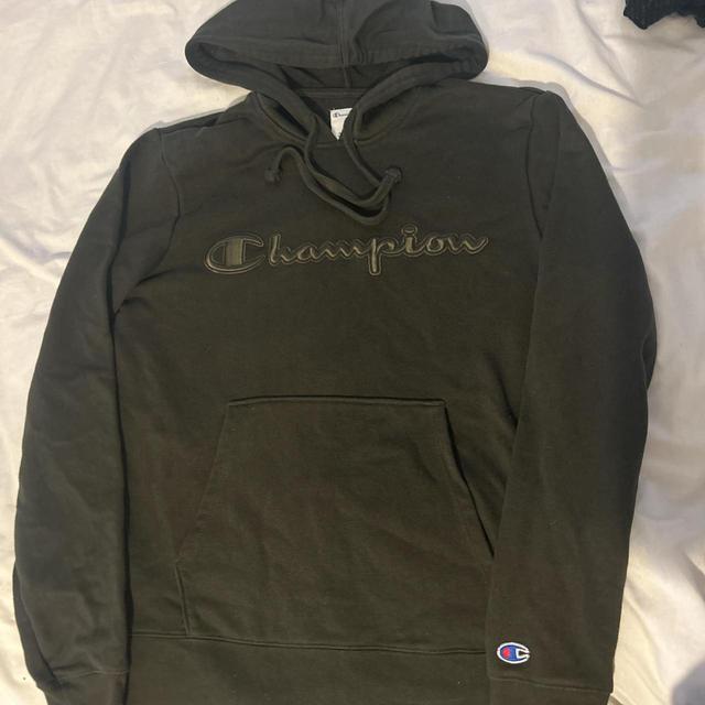 Champion Women's Hoodie - Green - S on Productcaster.