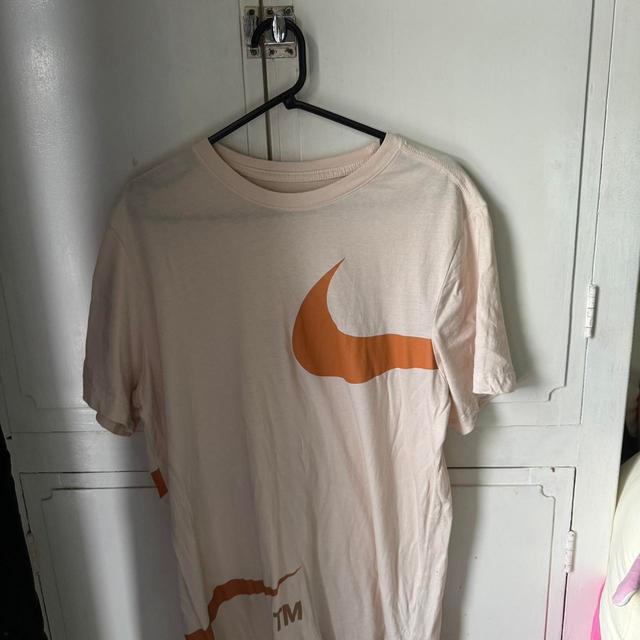 Nike Men's T-shirt - Tan - L on Productcaster.