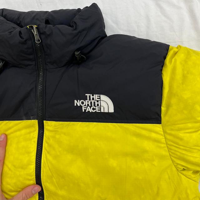 The North Face Men's Puffer - Yellow/Black - L on Productcaster.