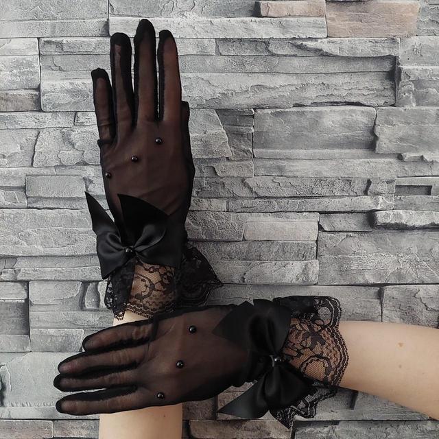 Custom Women's Gloves - Black on Productcaster.