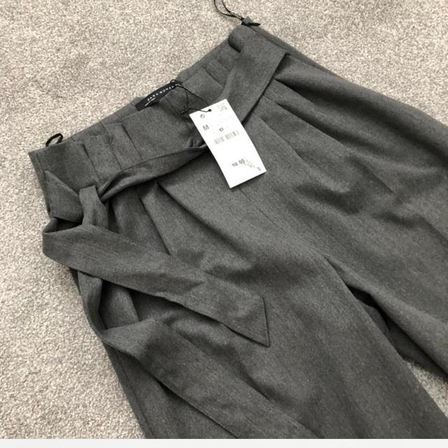 Zara Women's Trousers - Grey - M on Productcaster.