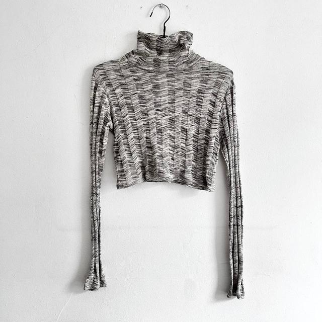 Select Fashion Women's Crop top - Grey - 8 on Productcaster.