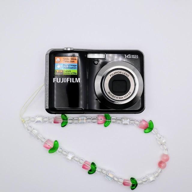 Fujifilm Digital cameras - Black on Productcaster.