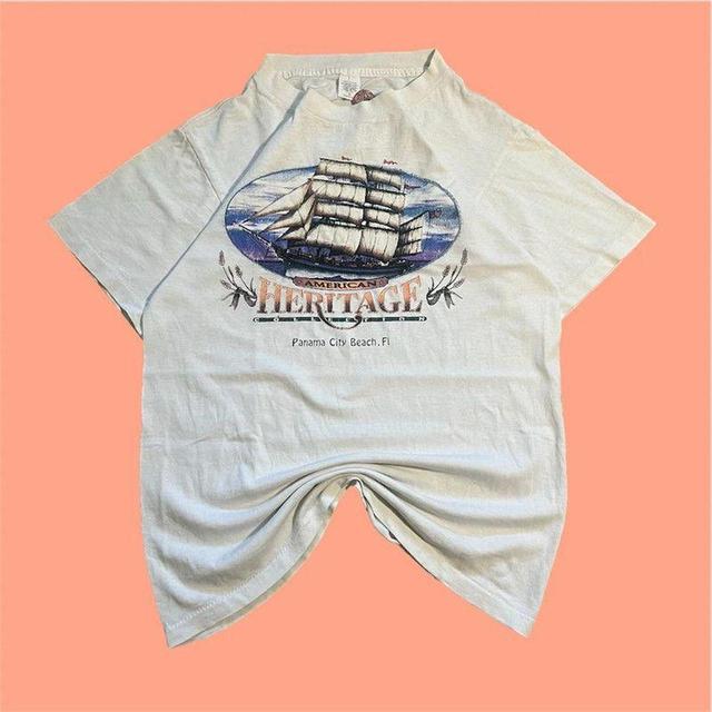 Vintage Men's T-shirt - White - L on Productcaster.