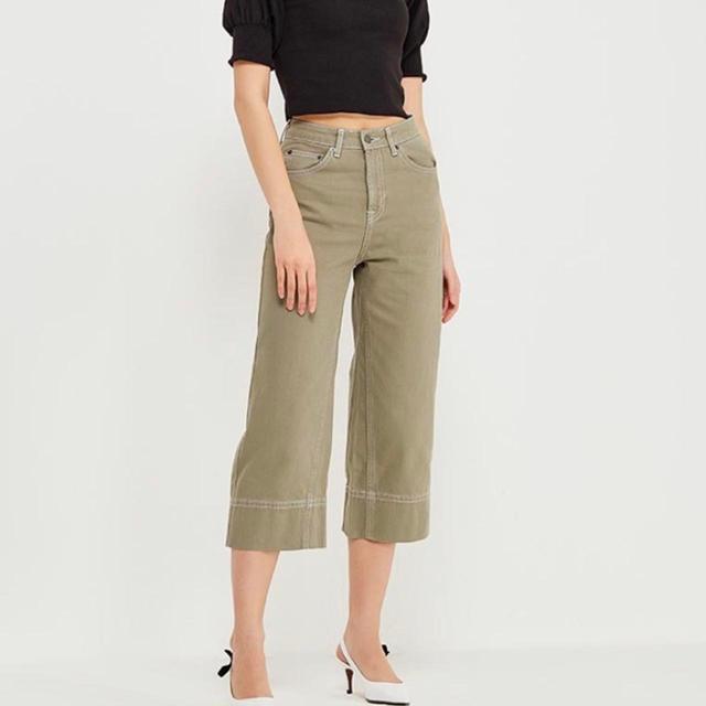 Topshop Women's Jeans - Khaki - 32" on Productcaster.