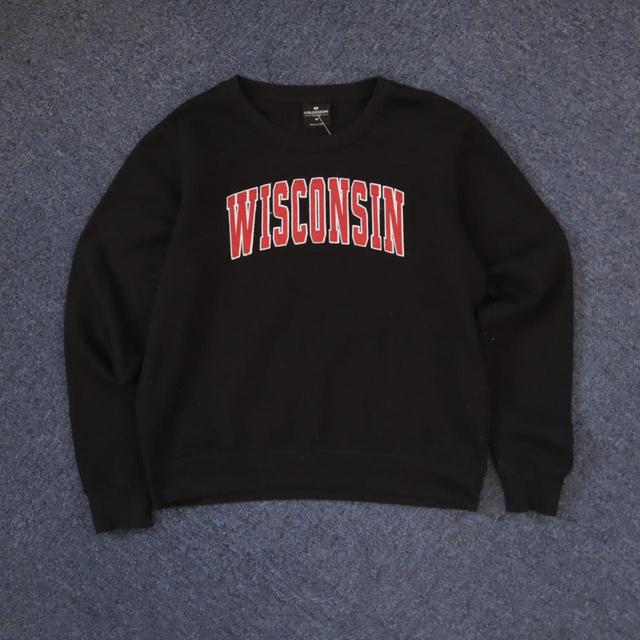 Colosseum Women's Sweatshirt - Black - S on Productcaster.