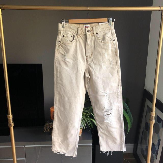 Urban Outfitters Women's Jeans - Cream - 27" on Productcaster.