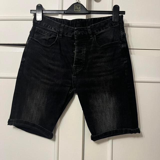 Denim & Co. Men's Shorts - Black - 32" on Productcaster.