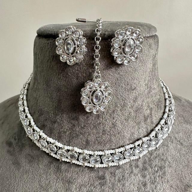 Women's Necklace - Silver on Productcaster.