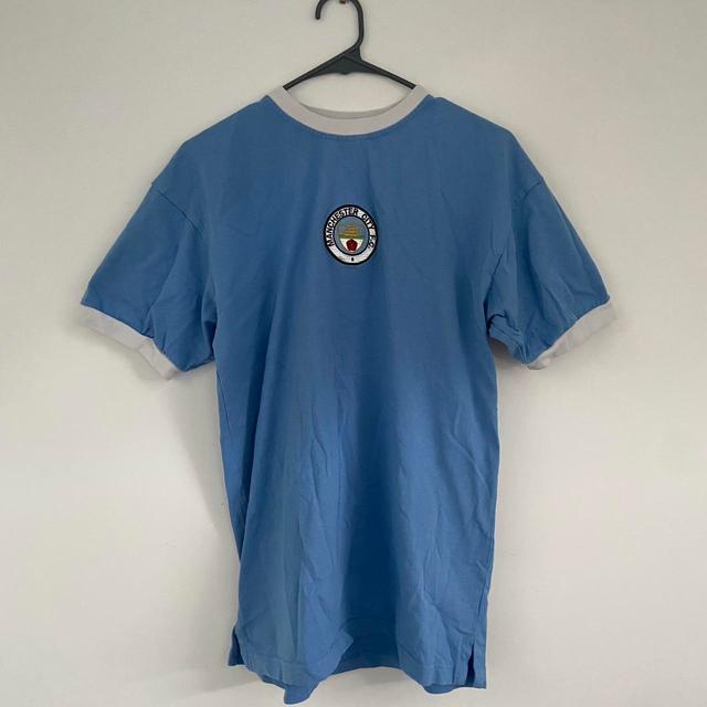 Men's T-shirt - Blue - M on Productcaster.