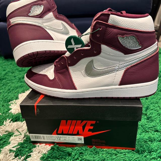 Jordan Men's Trainers - Burgundy - UK 11 on Productcaster.