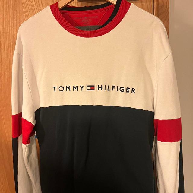 Tommy Hilfiger Men's Sweatshirt - Red - L on Productcaster.