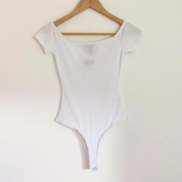 Bardot Women's Bodysuit - White - XS on Productcaster.