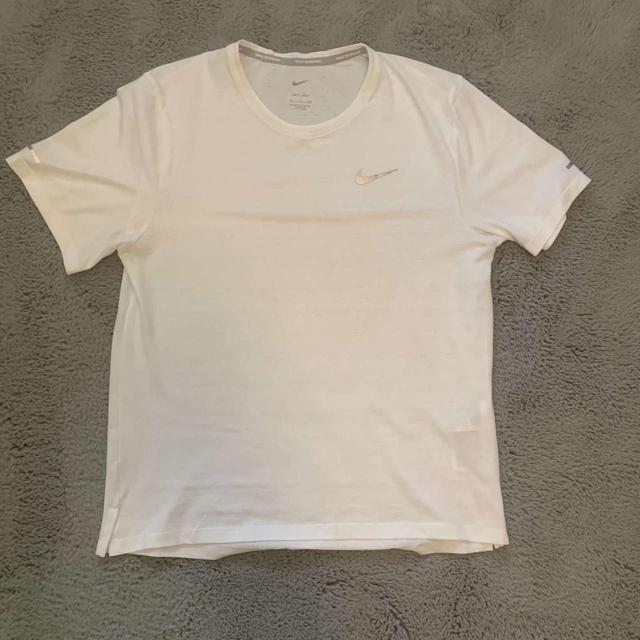 Nike Men's T-shirt - White - S on Productcaster.